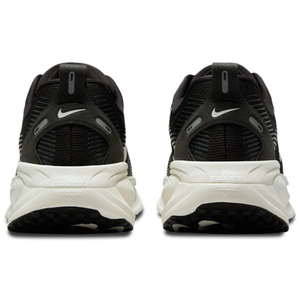 Nike Vomero 18 - Women's