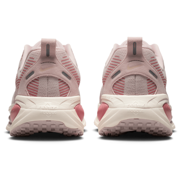 Nike Vomero 18 - Women's